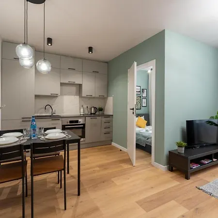 Naturalny - Blisko Centrum By Spaceapart * 옐레니아구라