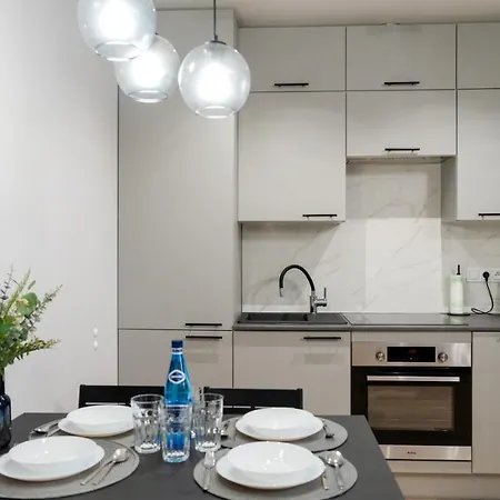 Naturalny - Blisko Centrum By Spaceapart Apartment