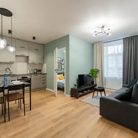 Naturalny - Blisko Centrum By Spaceapart 아파트 옐레니아구라