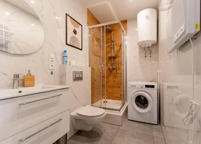 شقة Naturalny - Blisko Centrum By Spaceapart يلينيا غورا